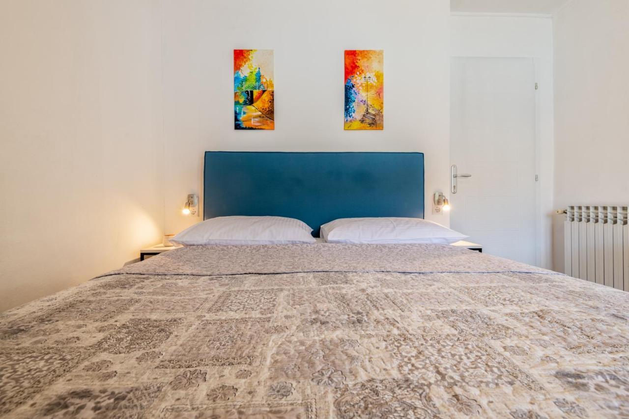 נאום Apartments Sentic מראה חיצוני תמונה