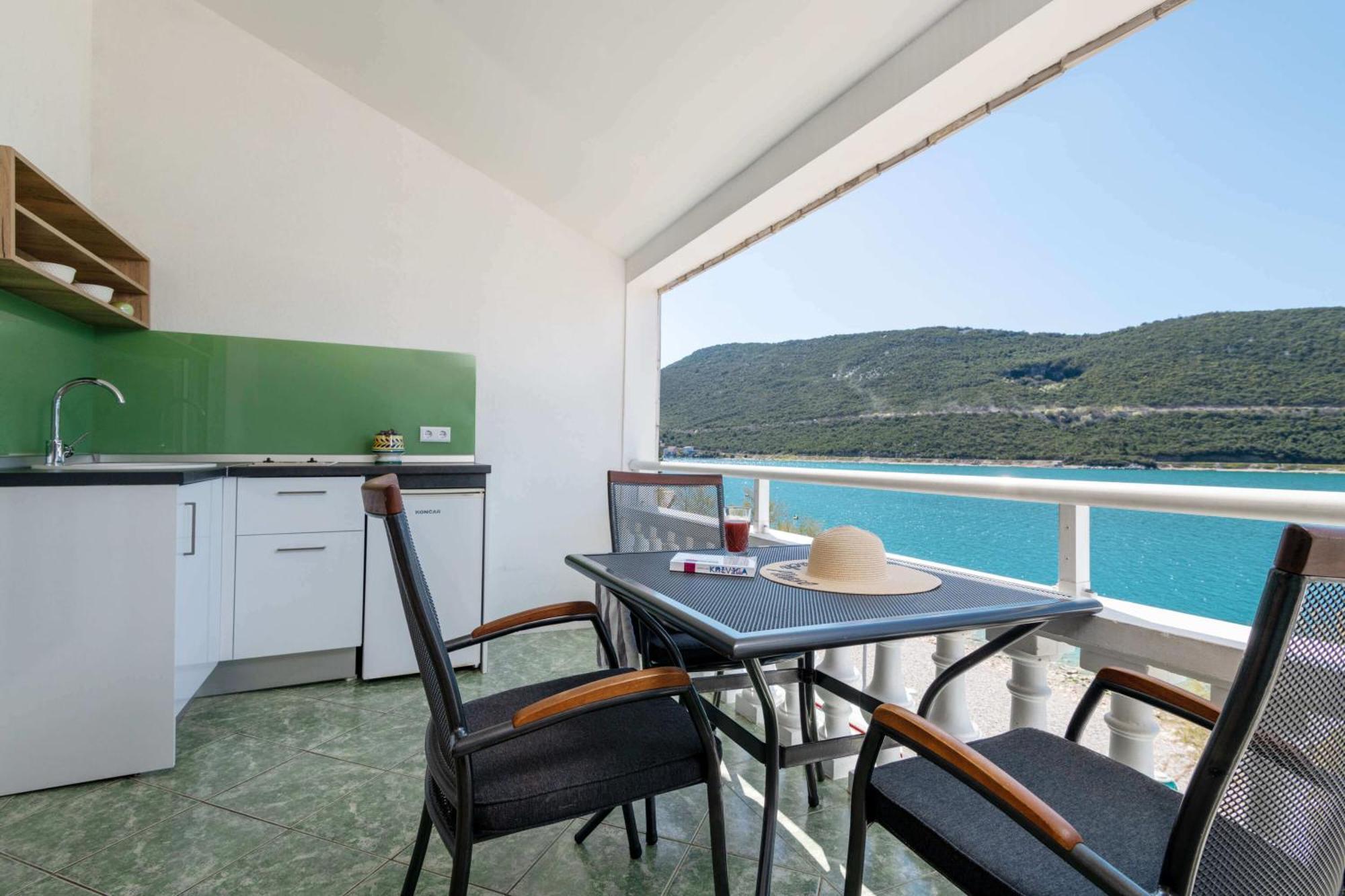 נאום Apartments Sentic מראה חיצוני תמונה